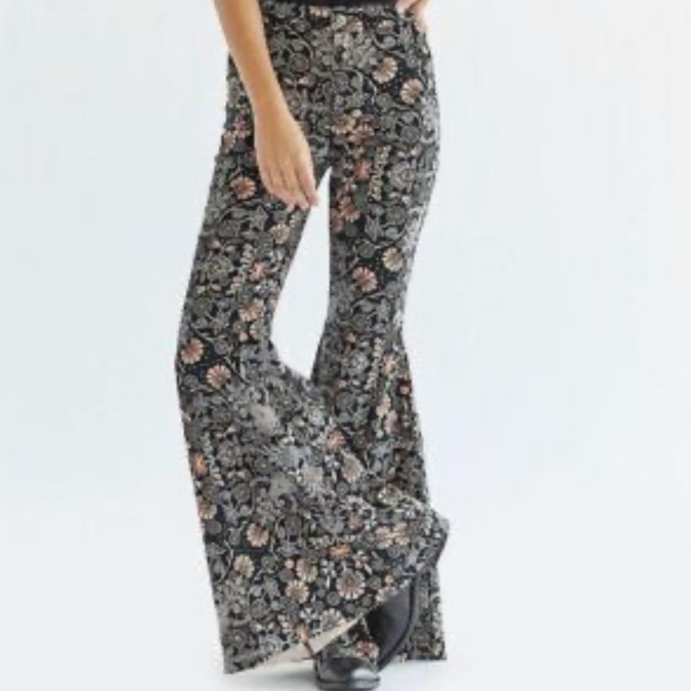 Free People Just Float On Flare Size 27 Print Stretch Corduroy